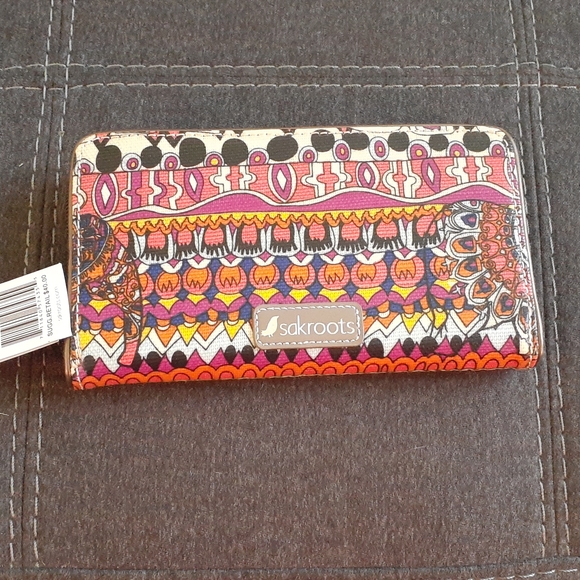 Sakroots Handbags - NWT Sakroots Wallet